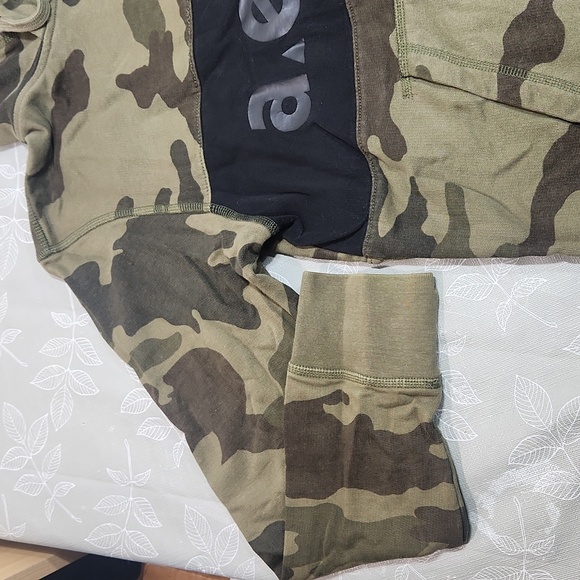 American Eagle Hoodie - Picture 3 of 13